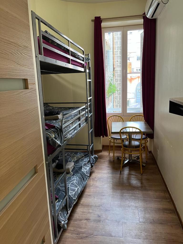 Single Bed in Mixed Dormitory Room,1510100242:JPEG