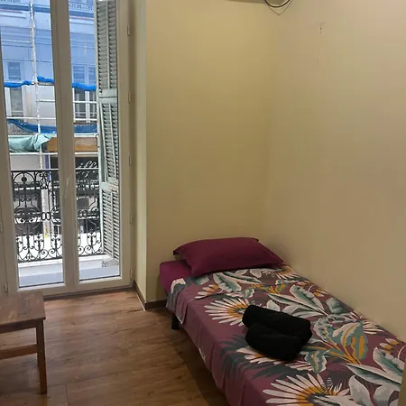 Hotel Lyonnais-2